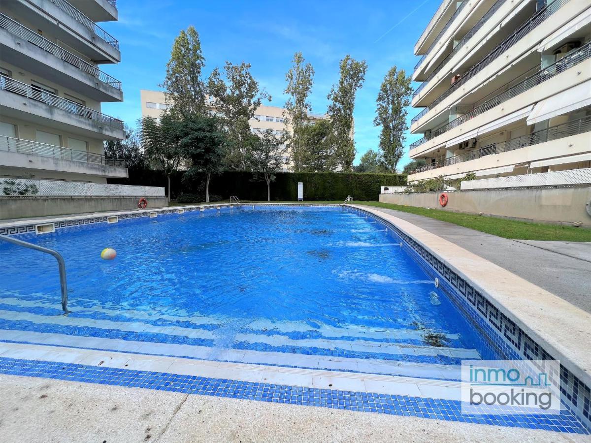 Villa Elvira Salou , Con Piscina Y Aparcamiento Gratis Luaran gambar